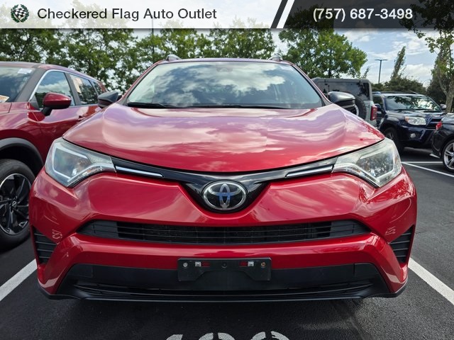 2017 Toyota RAV4 LE photo 2