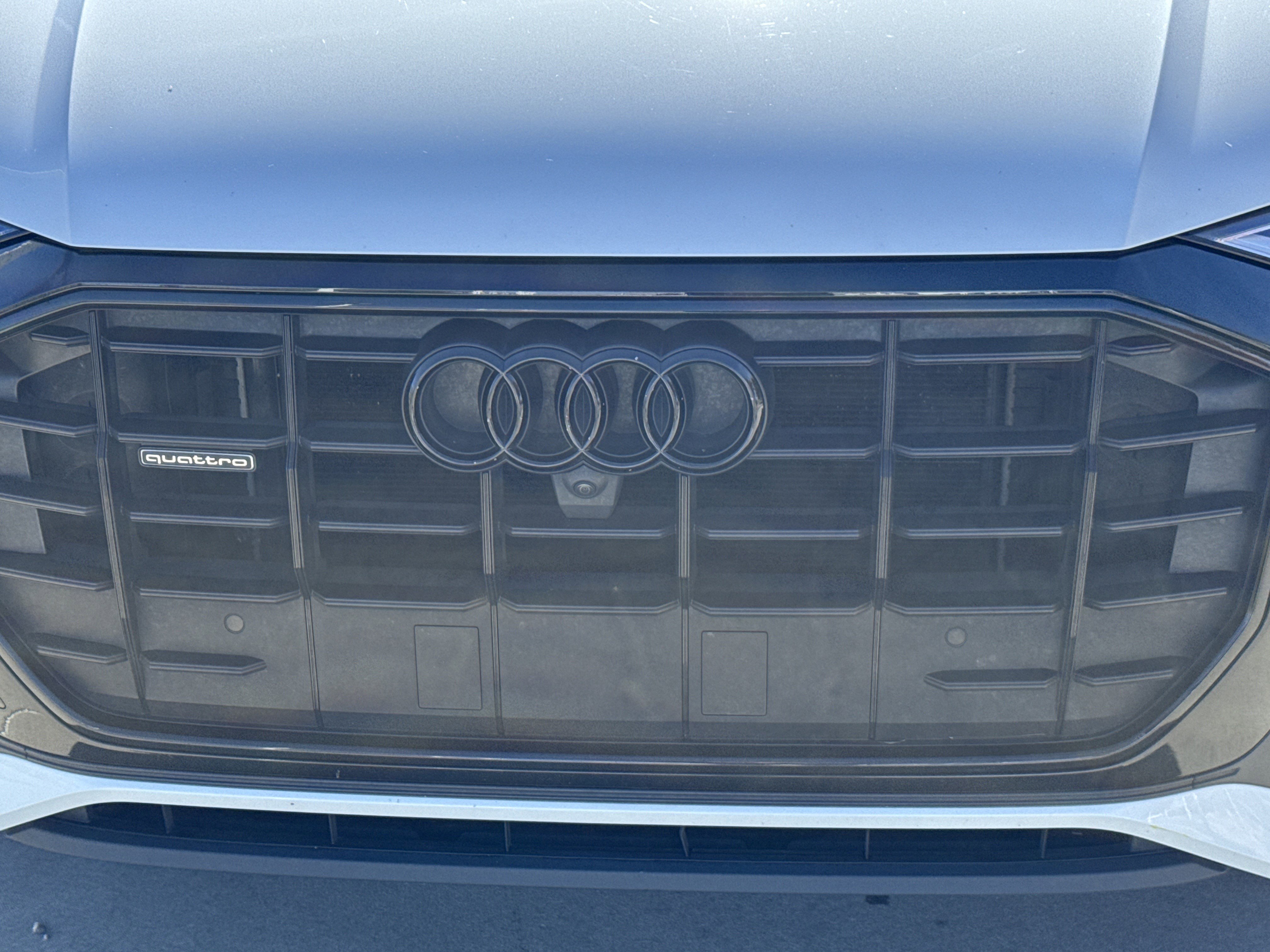 2021 Audi Q8 Premium photo 2