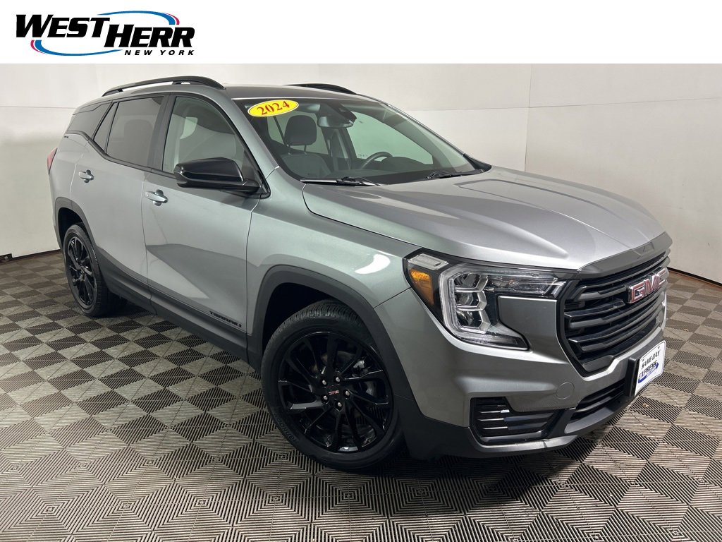 2024 GMC Terrain SLE's photo