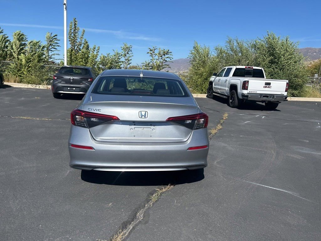 2023 Honda Civic LX photo 5