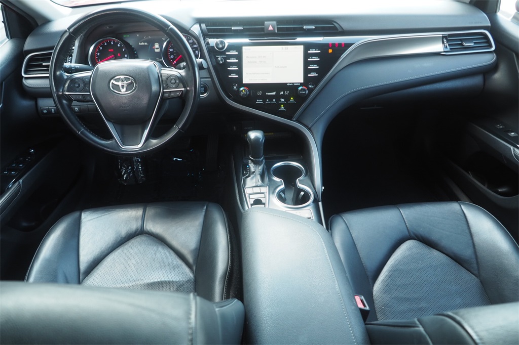 2019 Toyota Camry XSE photo 22