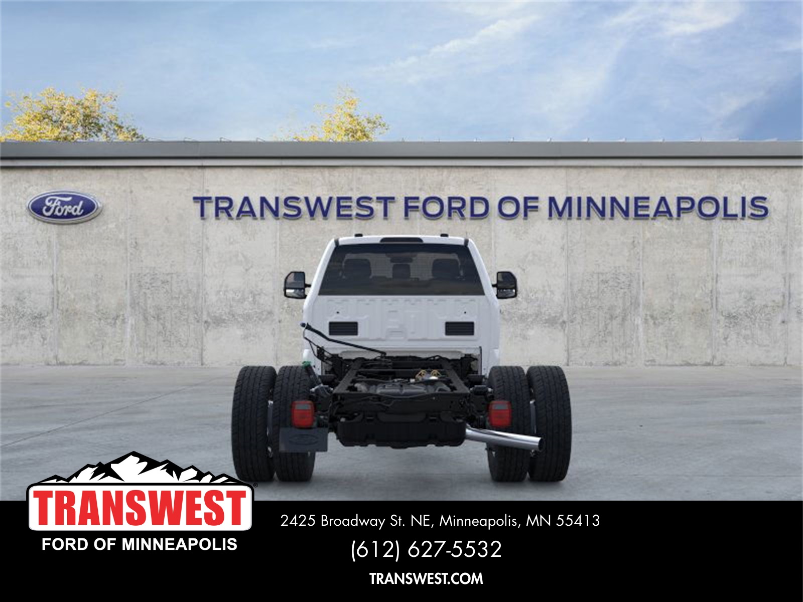 2025 Ford F-600 photo 5