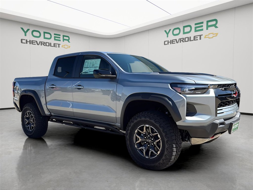 2026 Chevrolet Colorado ZR2 photo 2