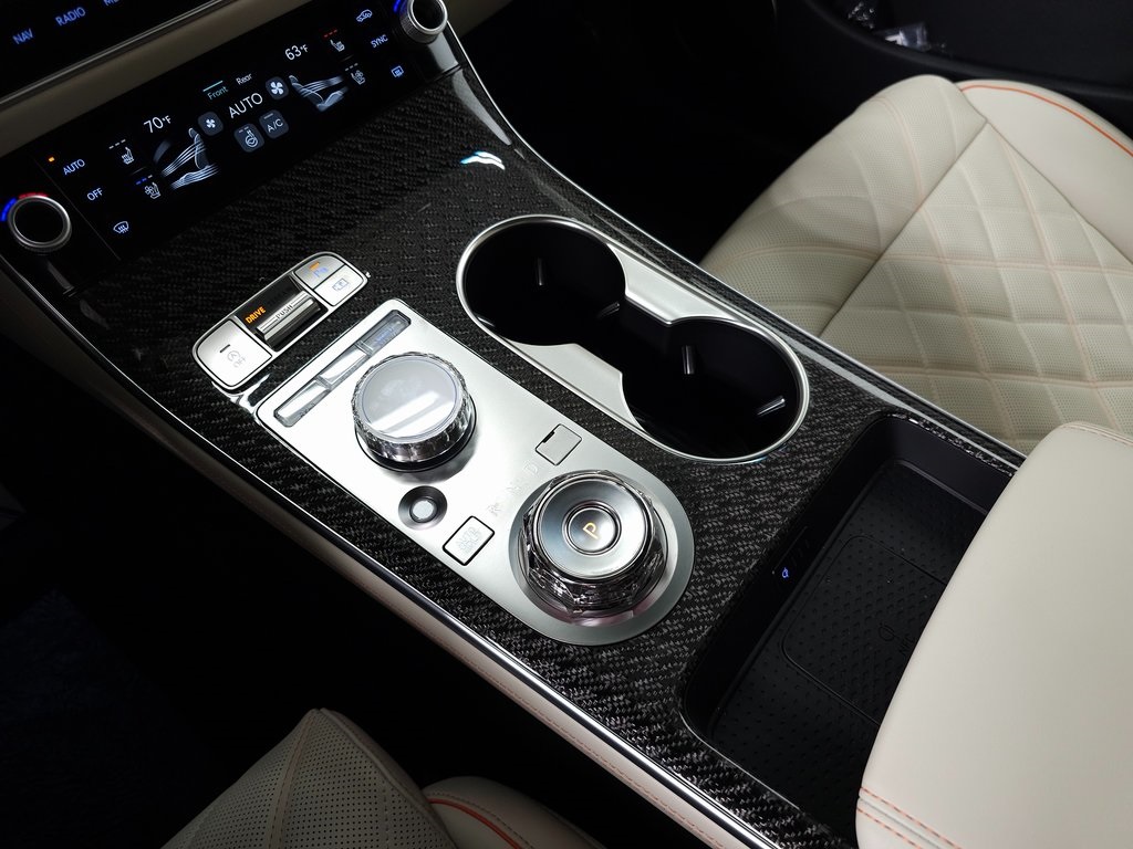 2026 Genesis GV70 3.5T Sport Prestige photo 22