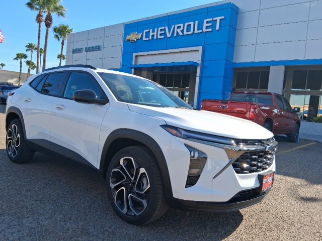 2026 Chevrolet Trax RS's photo