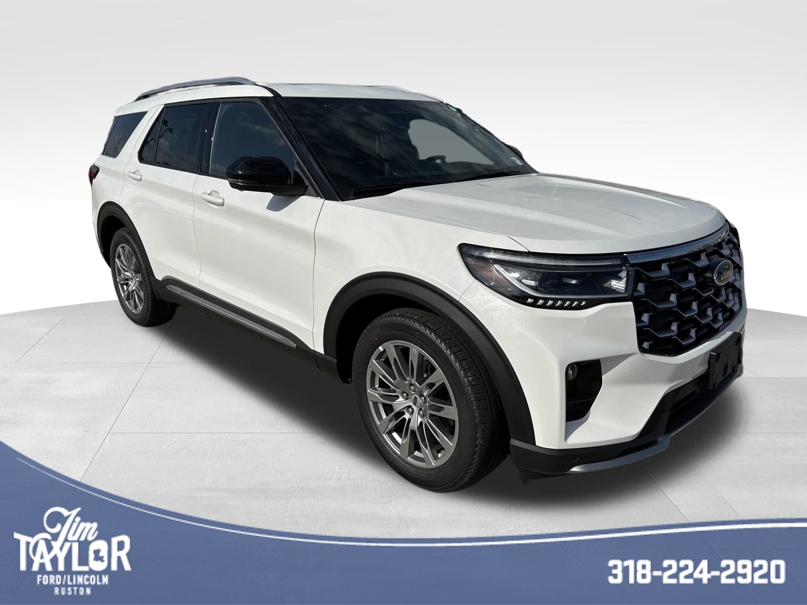 2026 Ford Explorer Platinum's photo