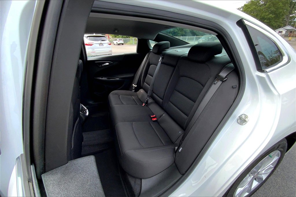 2022 Chevrolet Malibu 1LT photo 23