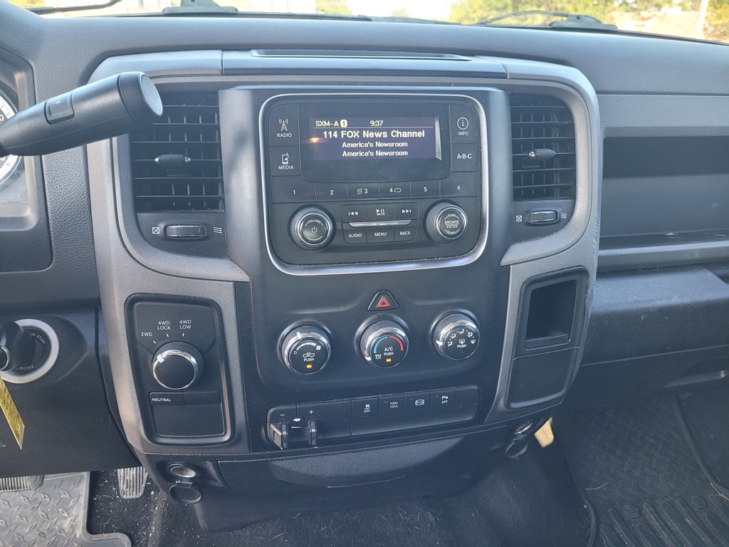 2015 Ram 2500 Tradesman photo 13