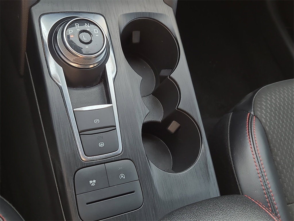 2024 Ford Escape ST-Line photo 26