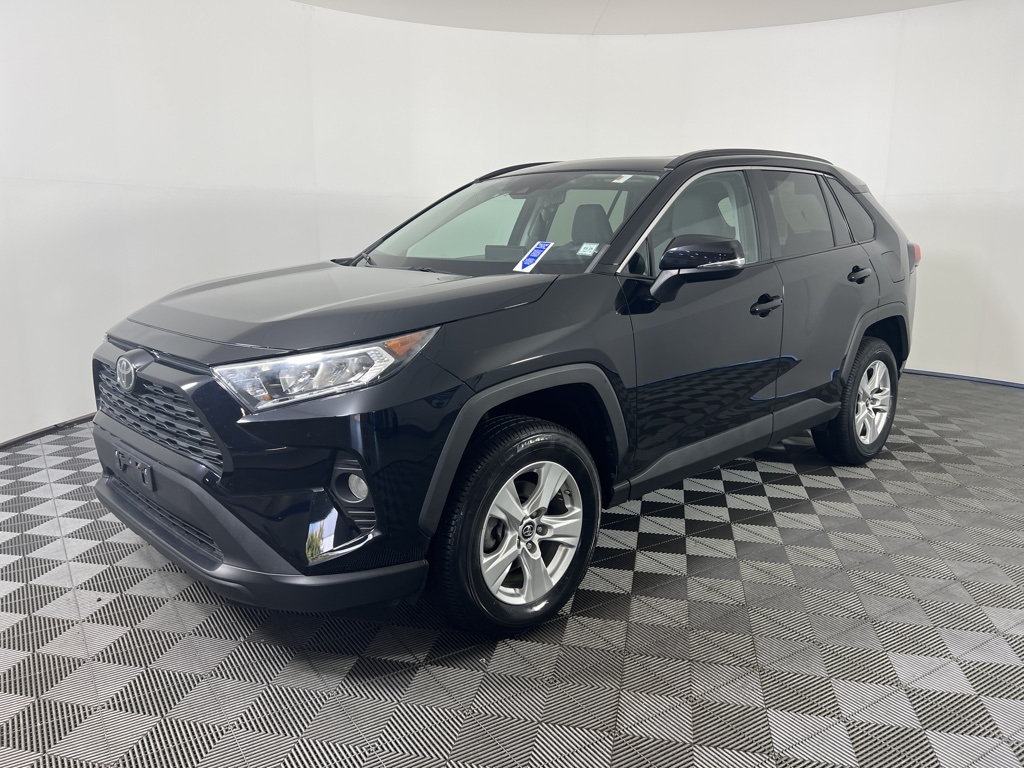 2019 Toyota RAV4 XLE photo 28