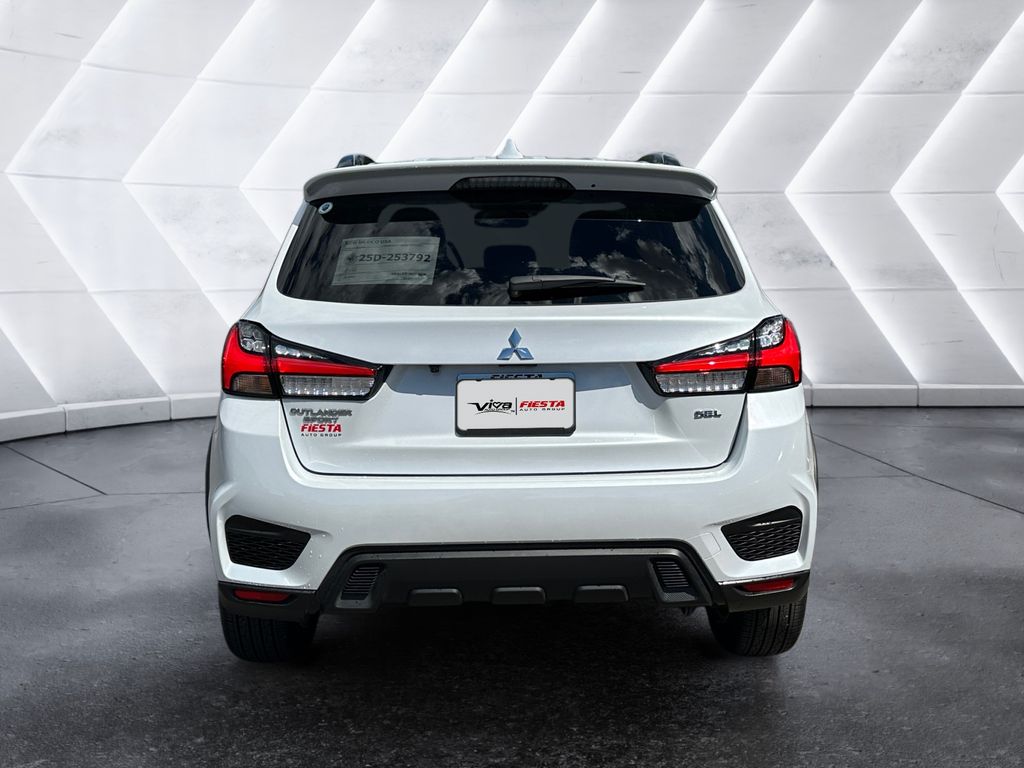 2024 Mitsubishi Outlander Sport SEL photo 5