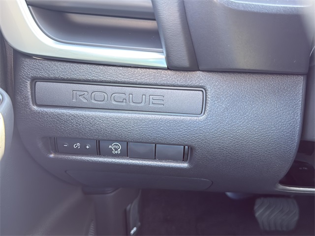 2026 Nissan Rogue S photo 9