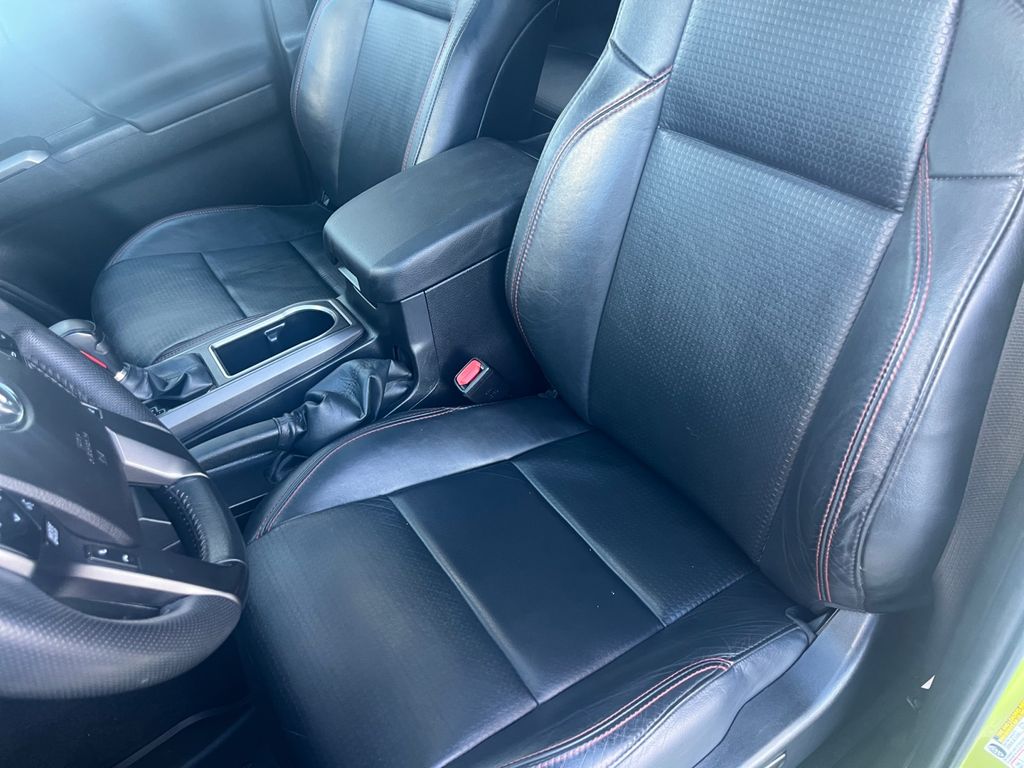 2022 Toyota Tacoma TRD Pro photo 8