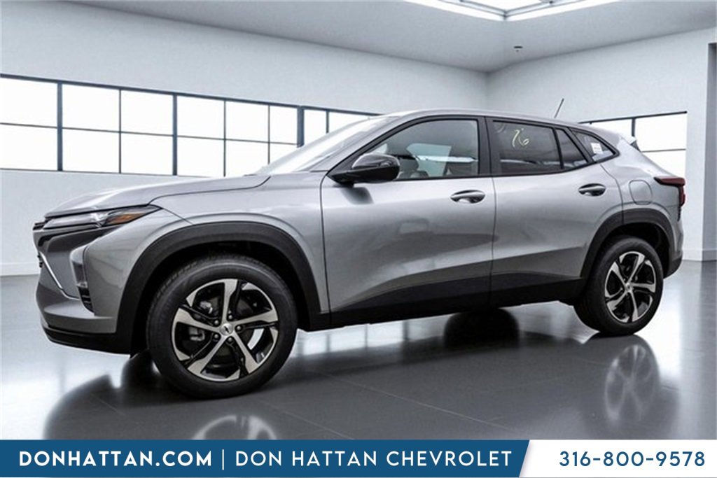2025 Chevrolet Trax photo 2
