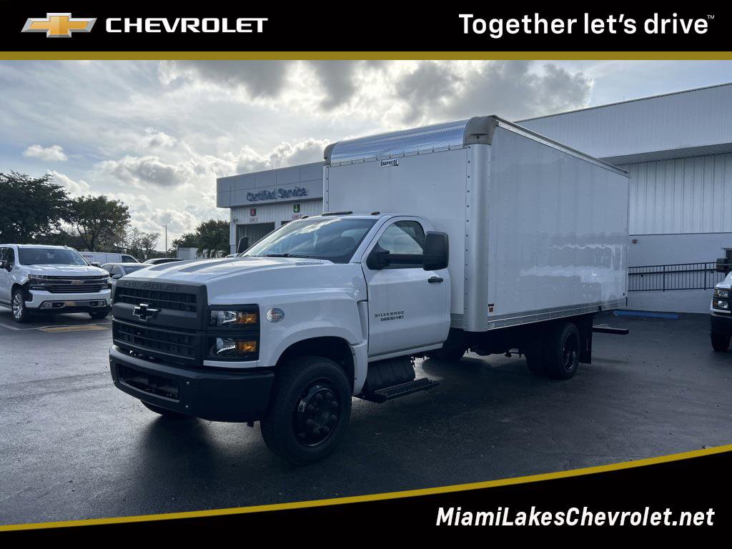 2023 Chevrolet Silverado 4500 Medium Duty Chassis Cab Work Truck's photo