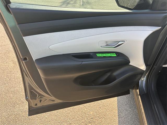 2025 Hyundai Tucson Hybrid SEL Convenience photo 10