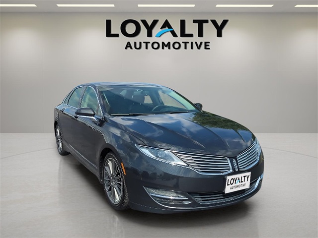 2014 Lincoln MKZ Hybrid photo 3