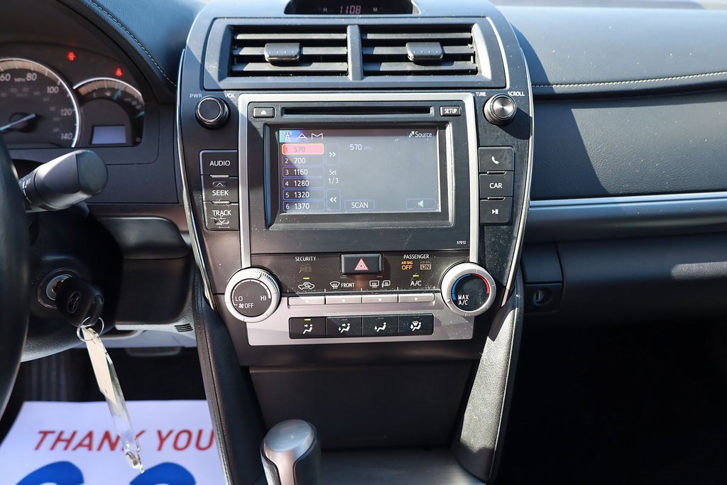 2012 Toyota Camry L photo 15