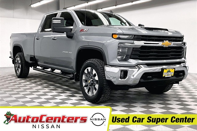2024 Chevrolet Silverado 2500HD LT's photo