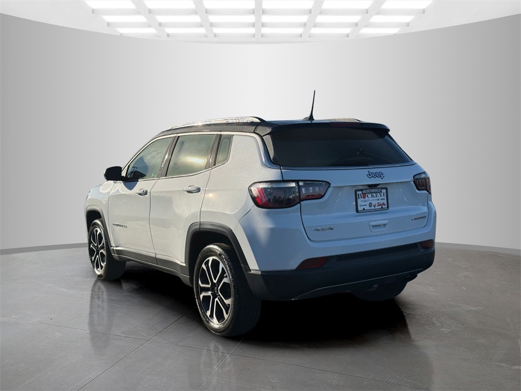 2022 Jeep Compass Limited photo 4