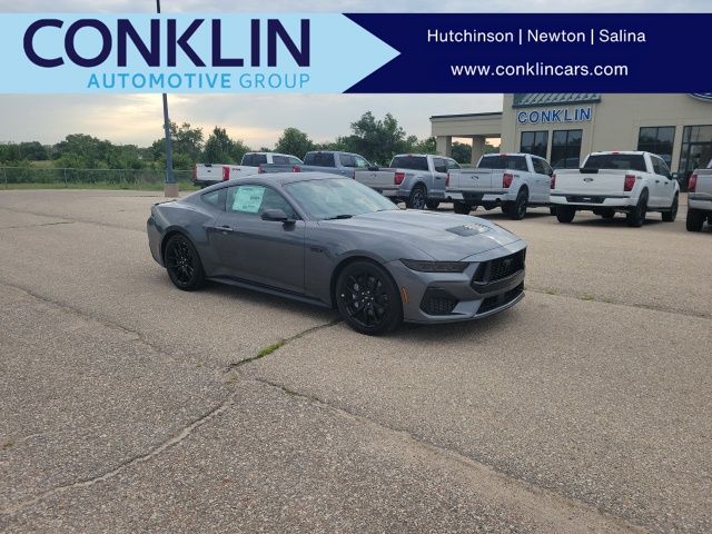 2025 Ford Mustang GT Premium's photo