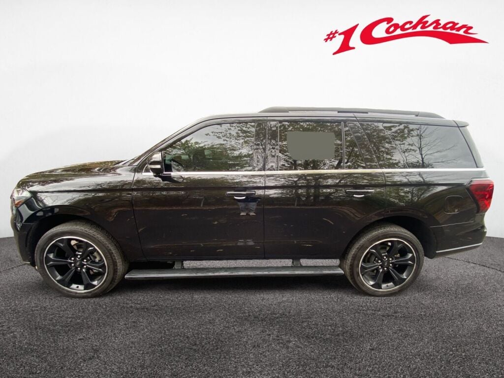 2023 Ford Expedition Limited photo 4