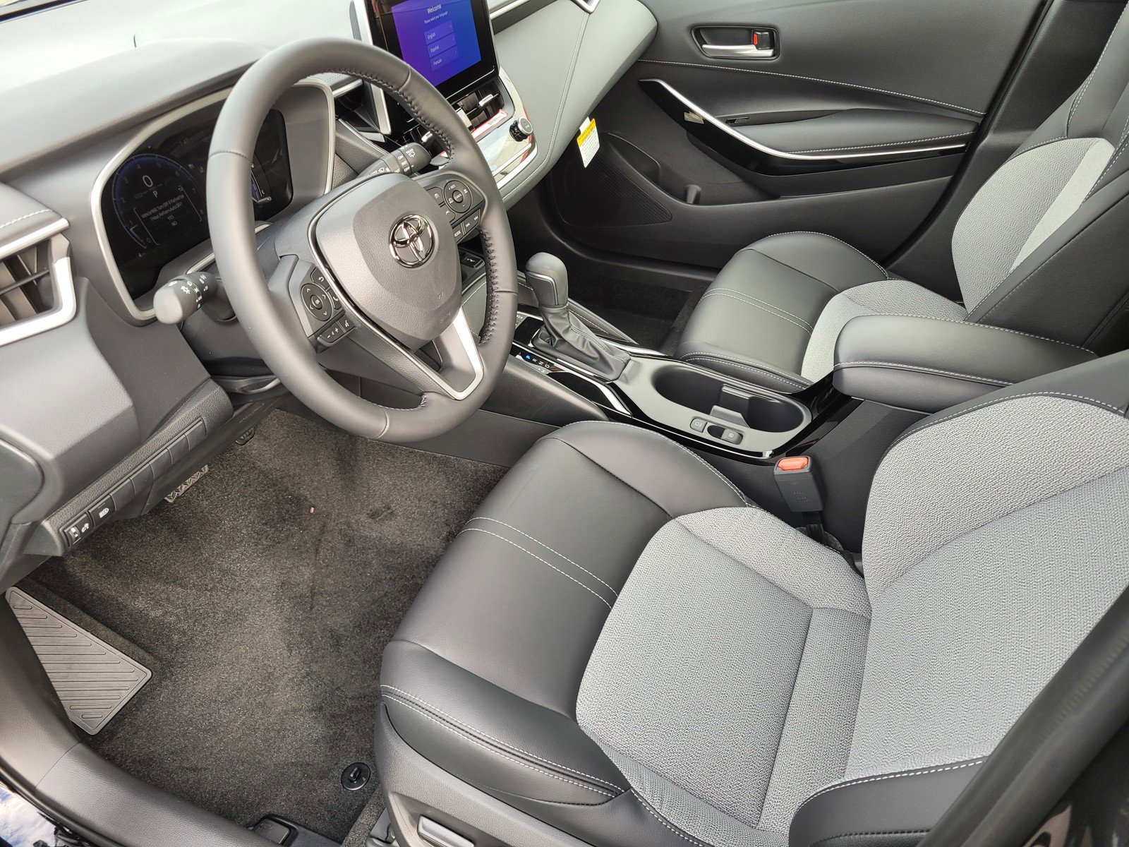 2025 Toyota Corolla XSE photo 5