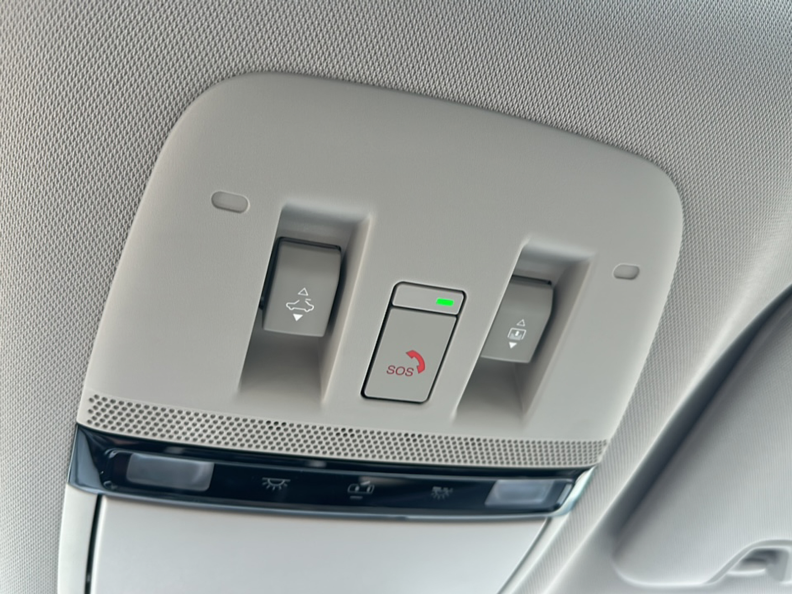 2025 Nissan Murano SL photo 18
