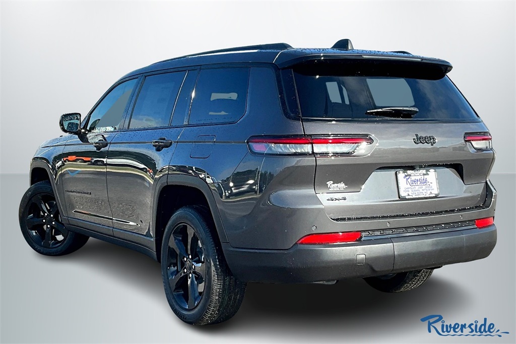 2025 Jeep Grand Cherokee Altitude X photo 3