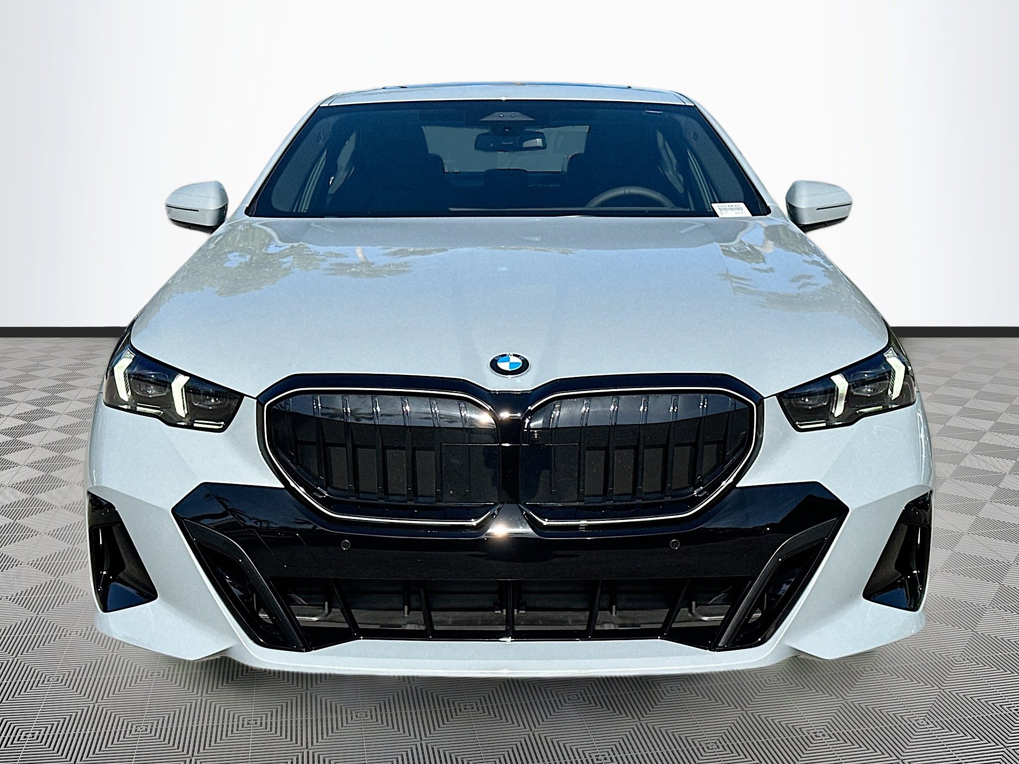 2025 Bmw 530i photo 2
