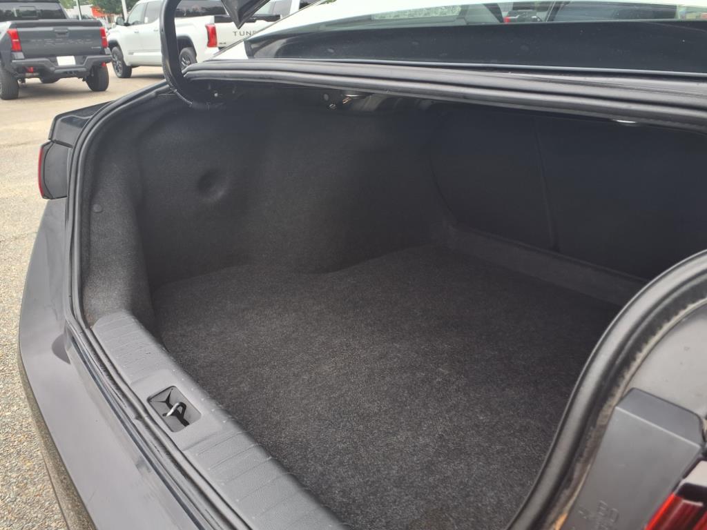 2023 Nissan Sentra SV photo 10