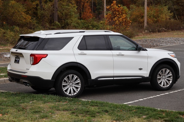 2022 Ford Explorer King Ranch photo 3