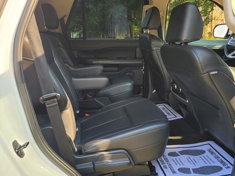 2024 Ford Expedition XLT photo 15