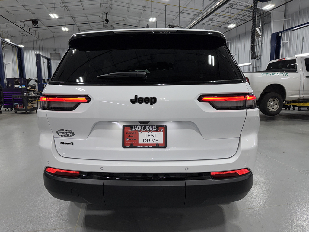2025 Jeep Grand Cherokee Altitude X photo 8