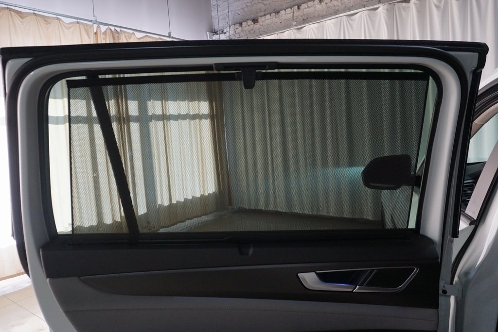2025 Volkswagen Atlas Peak Edition SE photo 29