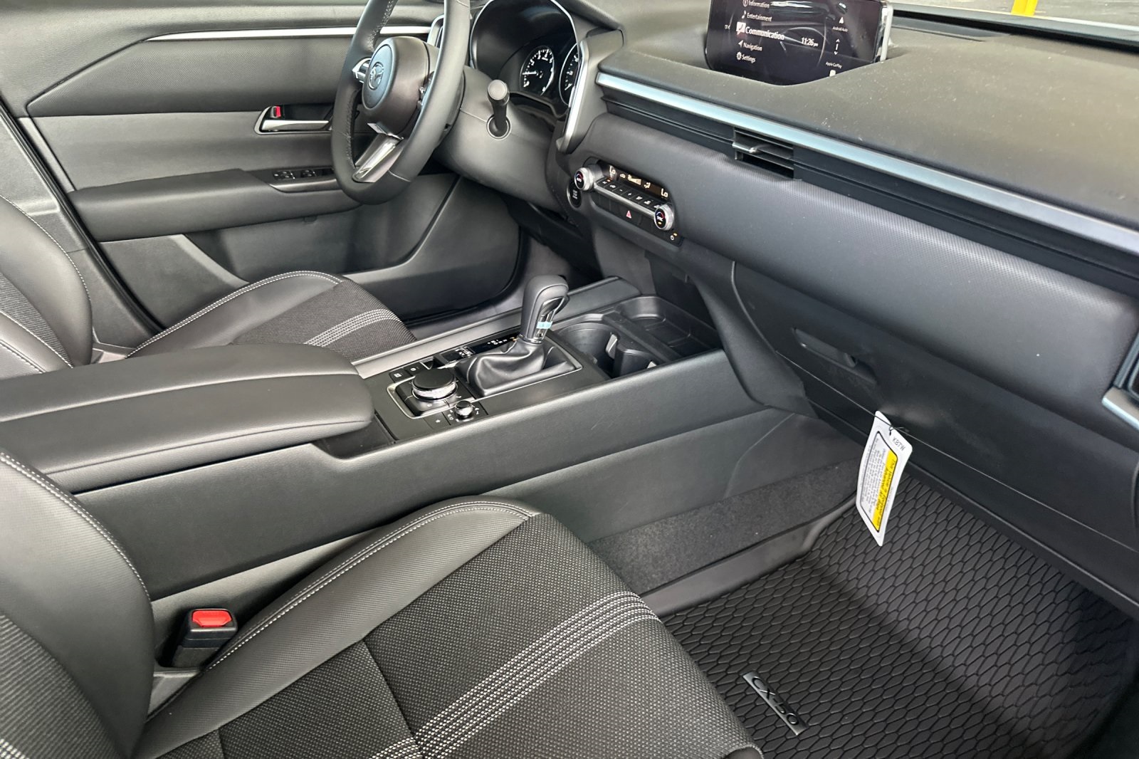 2025 Mazda CX-50 2.5 Select photo 16