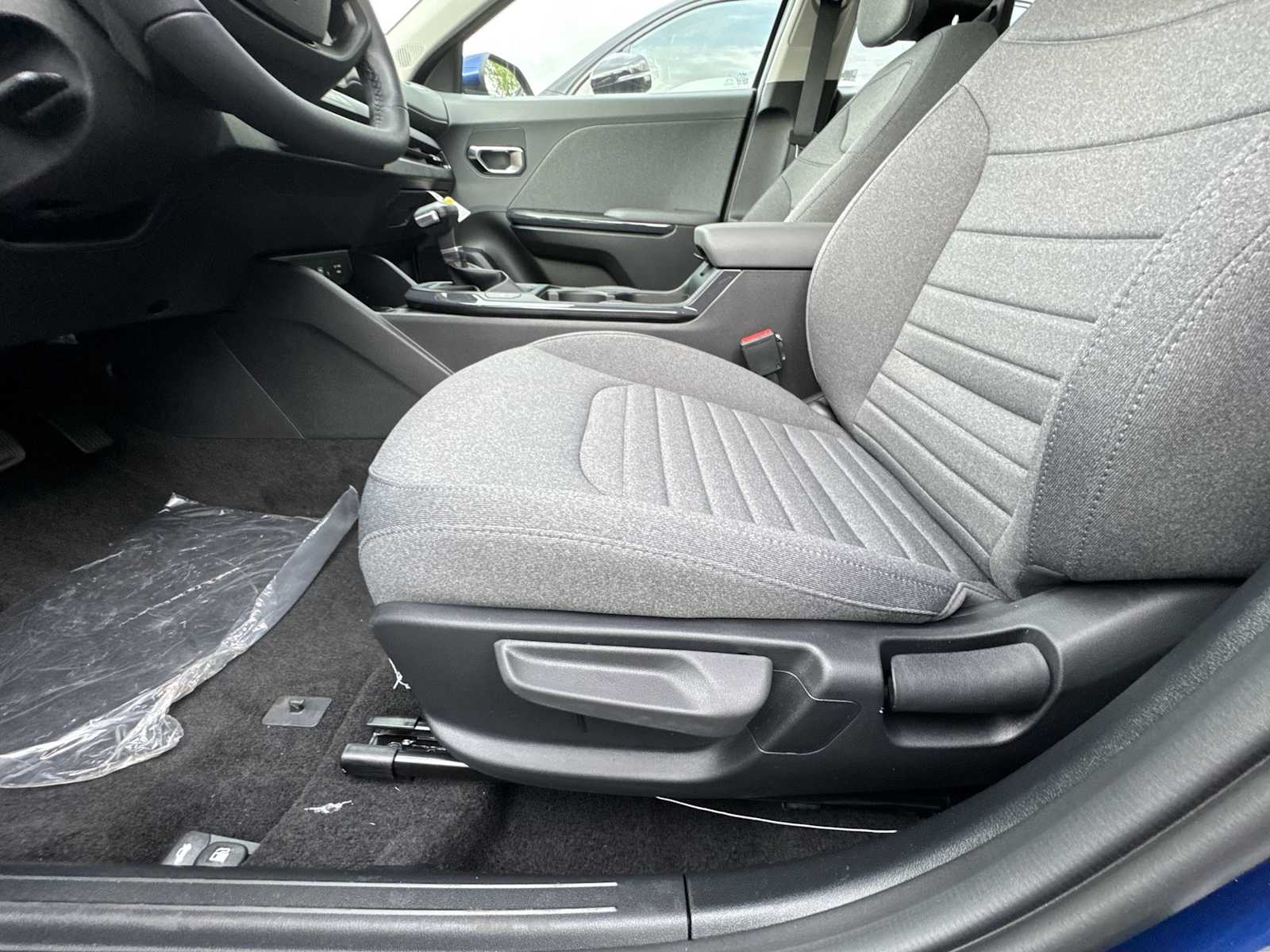 2025 Kia K4 EX photo 4