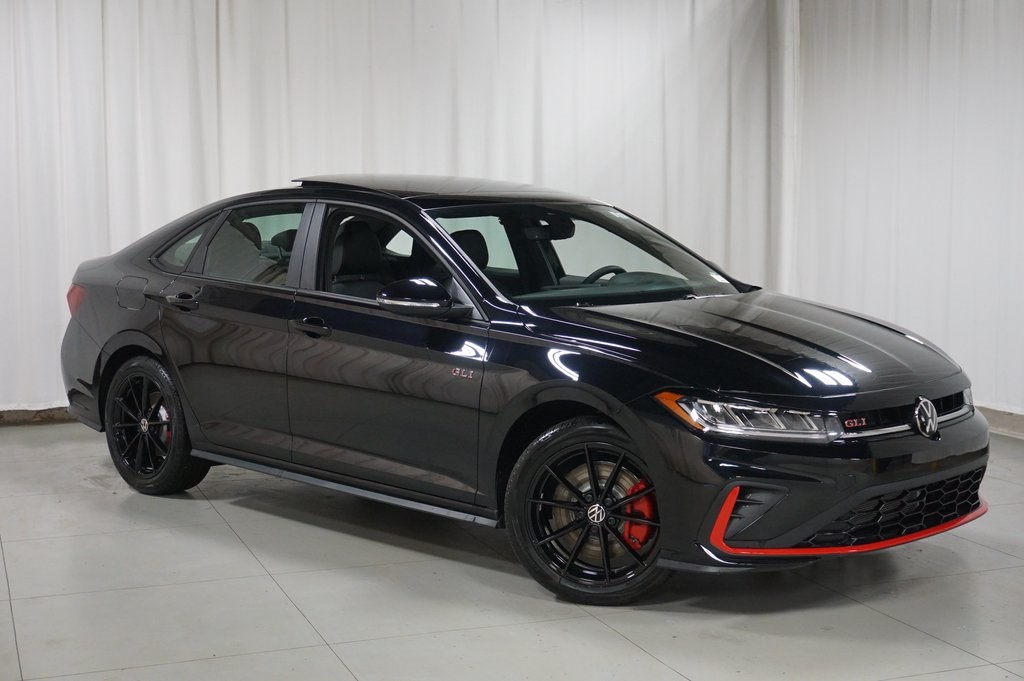 2025 Volkswagen Jetta GLI 2.0T Autobahn photo 3