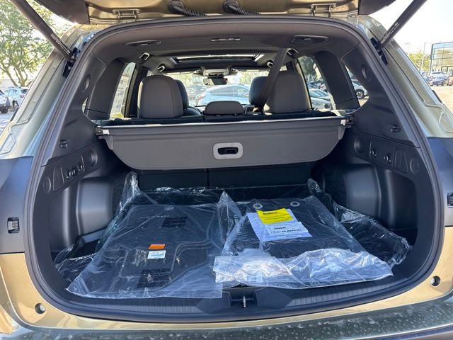 2025 Subaru Forester Premium photo 10