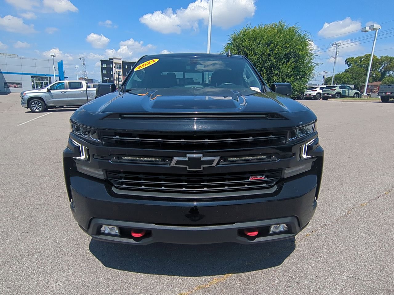 2021 Chevrolet Silverado 1500 LT Trail Boss photo 2