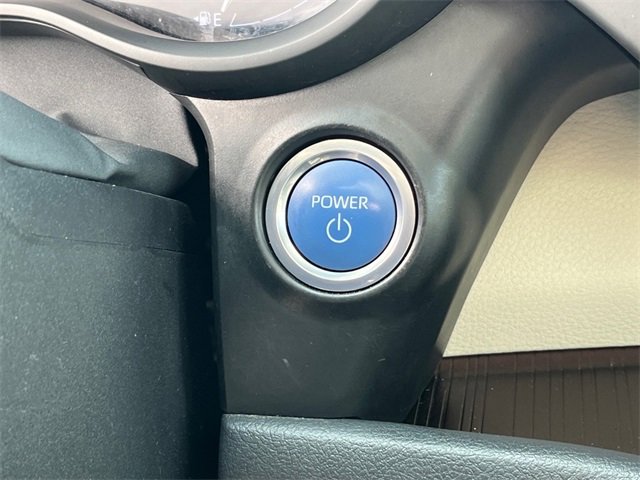 2022 Toyota Sienna XLE photo 4