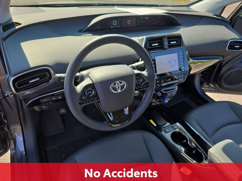 2022 Toyota Prius XLE AWD-e photo 16