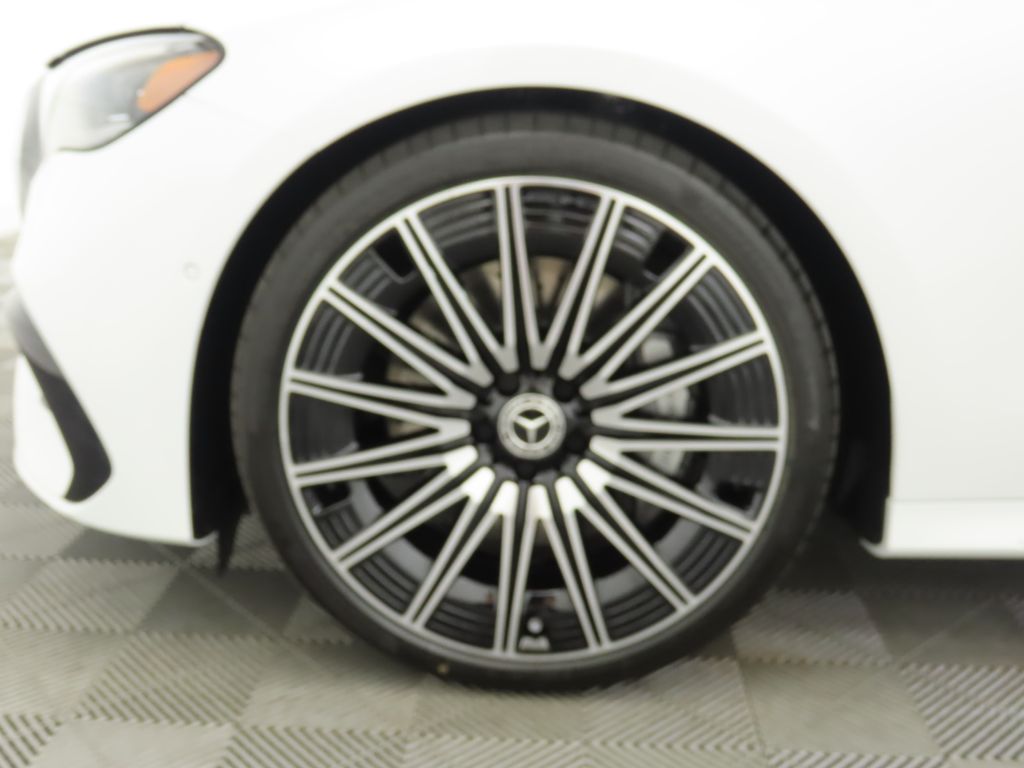 2026 Mercedes Benz E 4MATIC Sedan photo 28