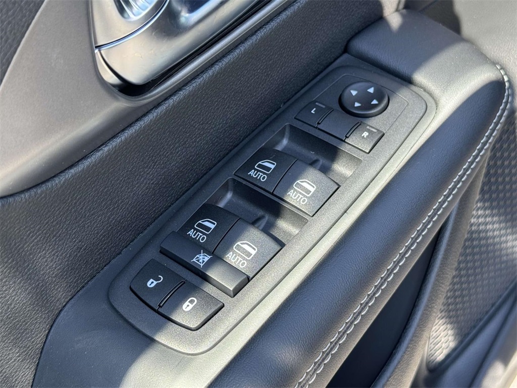 2026 Chrysler Voyager LX photo 26