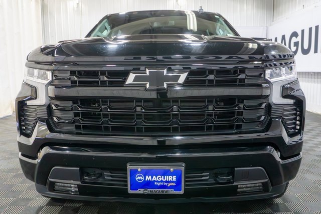2024 Chevrolet Silverado 1500 RST photo 2