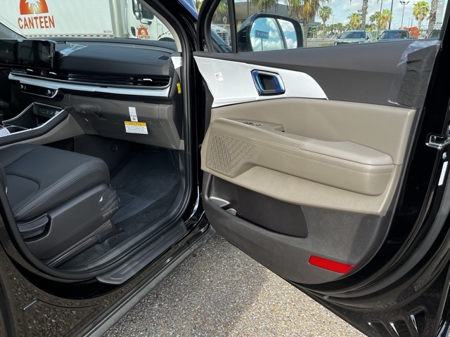 2026 Kia Carnival LXS photo 20