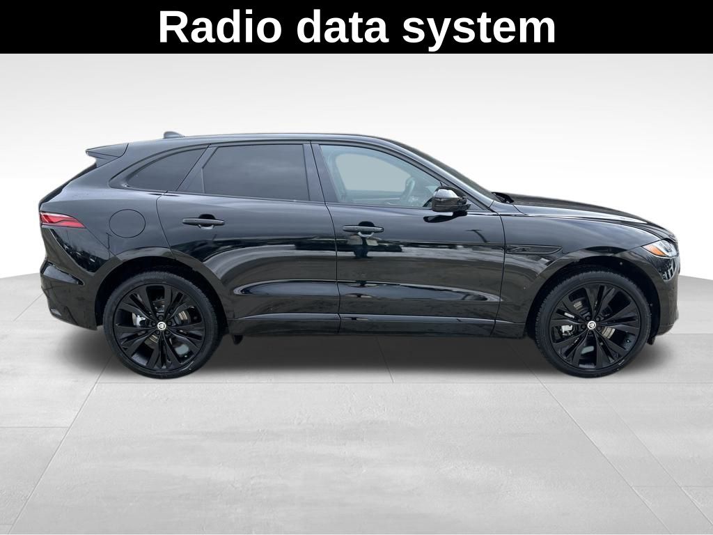 2025 Jaguar F-PACE P250 R-Dynamic S photo 6
