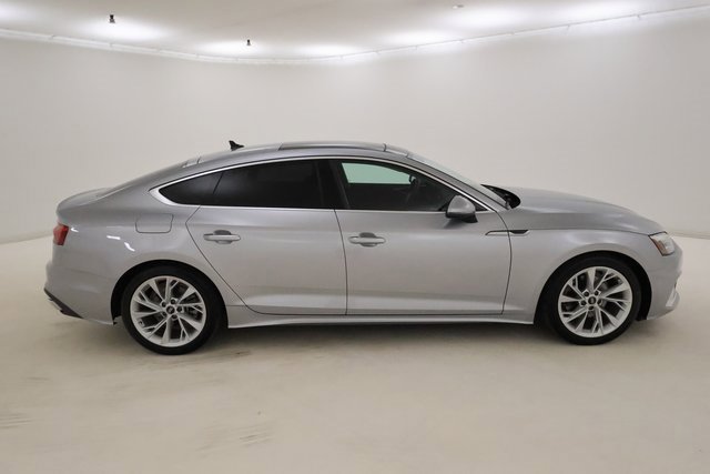 2022 Audi A5 Premium Quattro photo 2