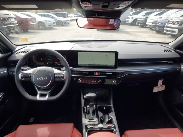 2025 Kia K5 GT-Line photo 27