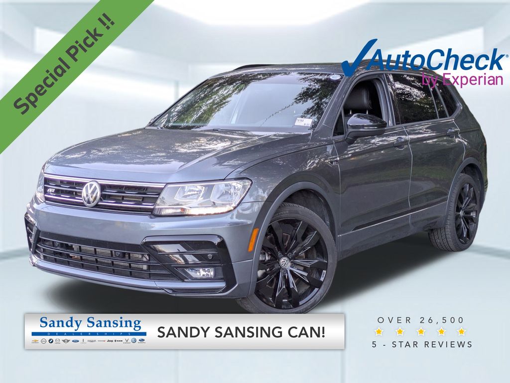 2021 Volkswagen Tiguan SE R-LINE BLACK's photo